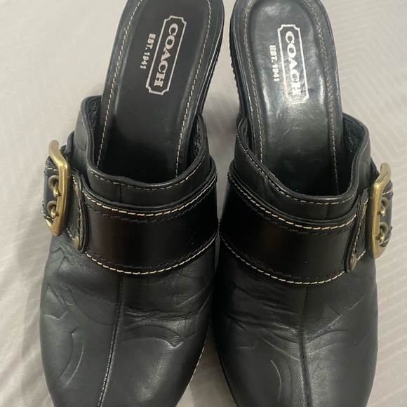 Shoes - Picture 2 of 5